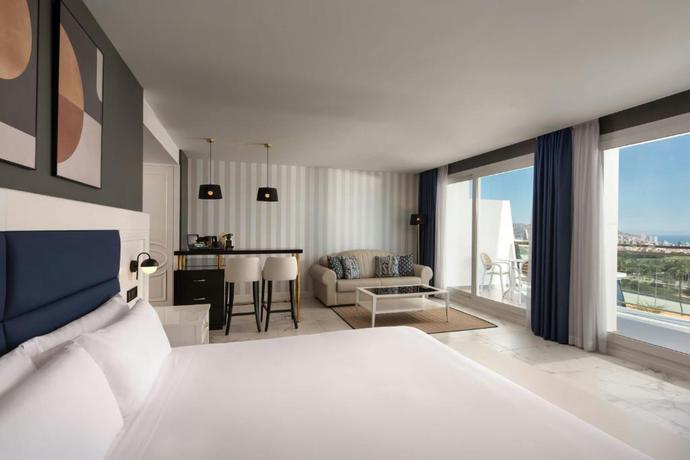 Imagen de la habitación del Hotel Four Points by Sheraton Costa Blanca. Foto 9