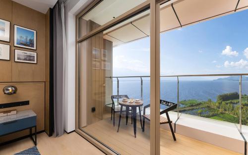 Imagen de la habitación del Hotel Four Points by Sheraton Dali, Erhai. Foto 13