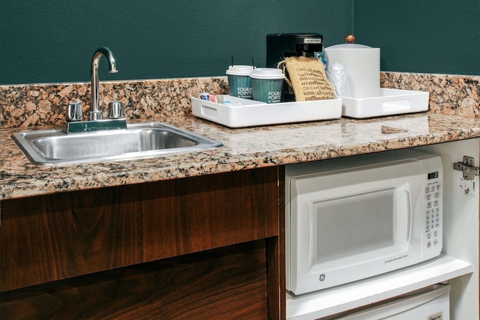 Imagen de la habitación del Hotel Four Points by Sheraton Fort Lauderdale Airport - Dania Beach. Foto 14