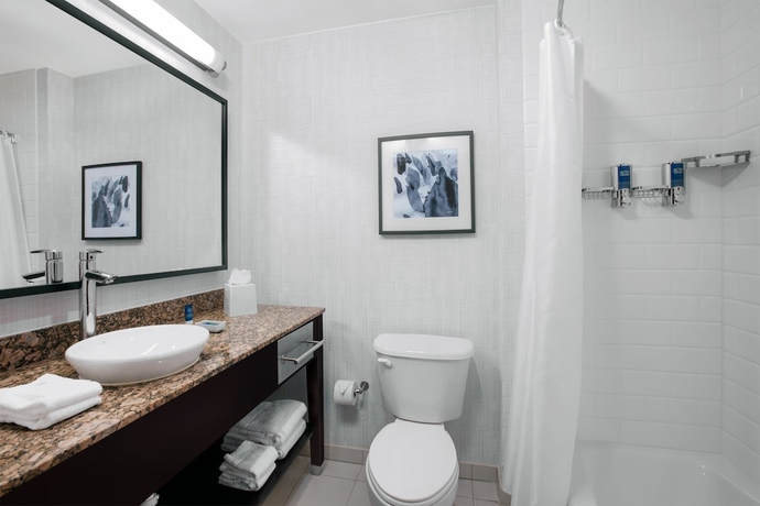 Imagen de la habitación del Hotel Four Points by Sheraton Fort Lauderdale Airport - Dania Beach. Foto 16