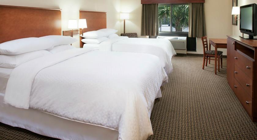 Imagen general del Hotel Four Points by Sheraton Fort Myers Airport. Foto 3