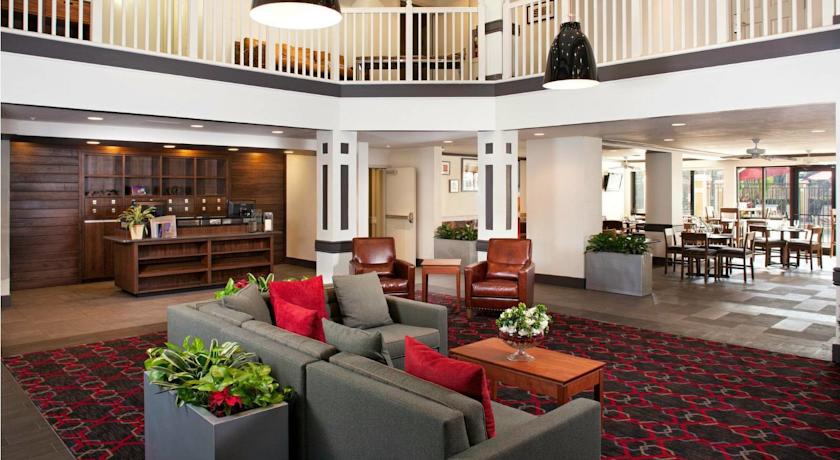Imagen general del Hotel Four Points by Sheraton Fort Myers Airport. Foto 5