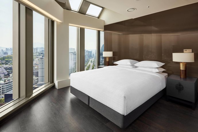 Imagen de la habitación del Hotel Four Points by Sheraton Gangnam. Foto 11