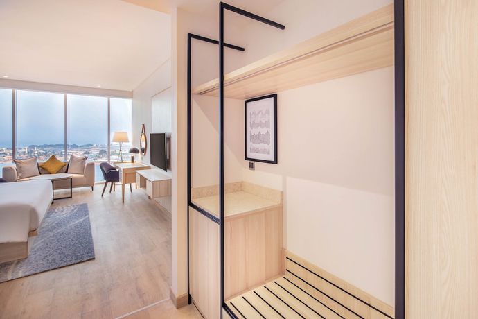 Imagen de la habitación del Hotel Four Points by Sheraton Jeddah Corniche. Foto 3