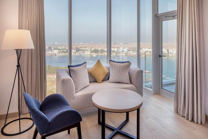 Imagen de la habitación del Hotel Four Points by Sheraton Jeddah Corniche. Foto 8