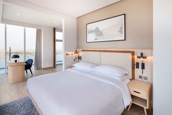 Imagen de la habitación del Hotel Four Points by Sheraton Jeddah Corniche. Foto 9