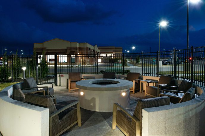 Imagen de la habitación del Hotel Four Points by Sheraton Kansas City Olathe. Foto 8