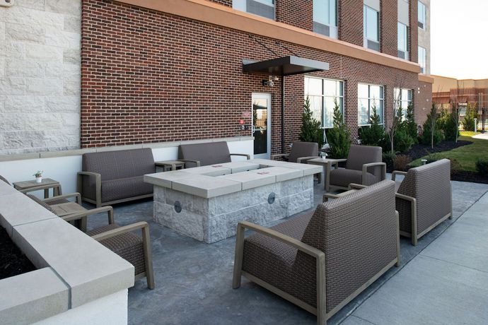Imagen de la habitación del Hotel Four Points by Sheraton Kansas City Olathe. Foto 13