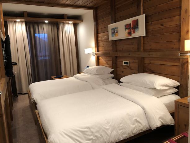 Imagen de la habitación del Hotel Four Points by Sheraton Kolasin. Foto 3