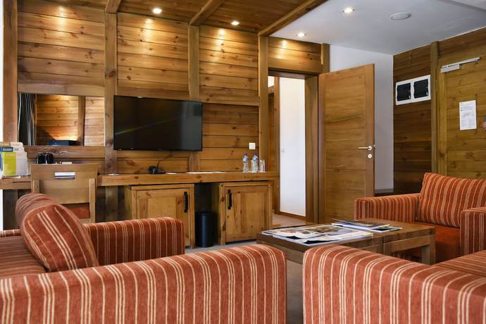 Imagen de la habitación del Hotel Four Points by Sheraton Kolasin. Foto 7