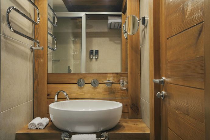 Imagen de la habitación del Hotel Four Points by Sheraton Kolasin. Foto 10
