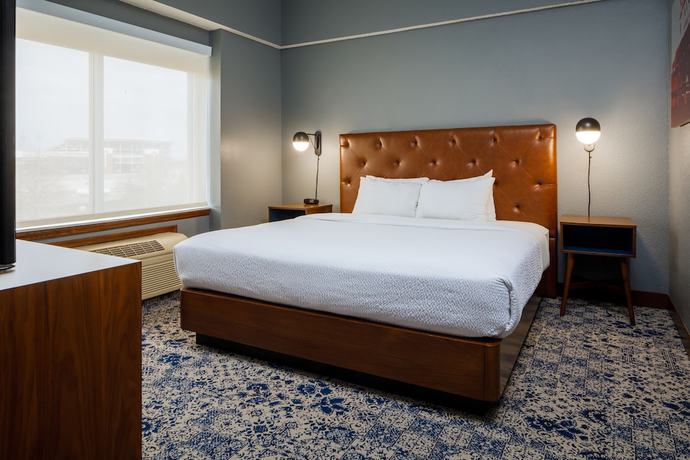 Imagen de la habitación del Hotel Four Points by Sheraton Louisville Airport. Foto 3