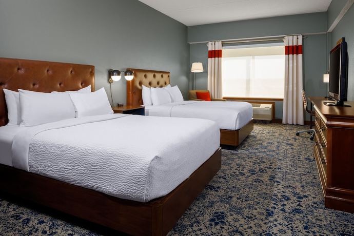 Imagen de la habitación del Hotel Four Points by Sheraton Louisville Airport. Foto 7
