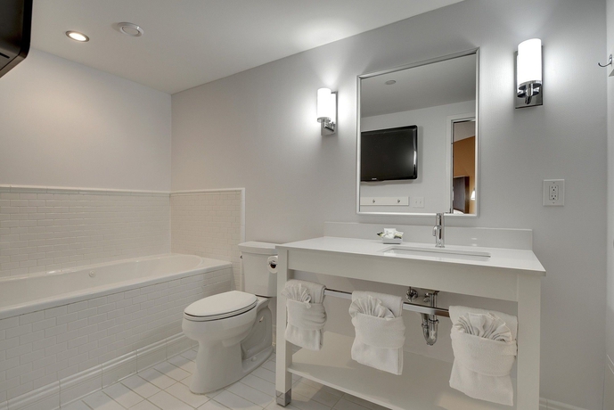 Imagen de la habitación del Hotel Four Points by Sheraton Mall of America Minneapolis Airport. Foto 6