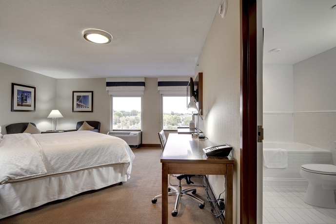 Imagen de la habitación del Hotel Four Points by Sheraton Mall of America Minneapolis Airport. Foto 8