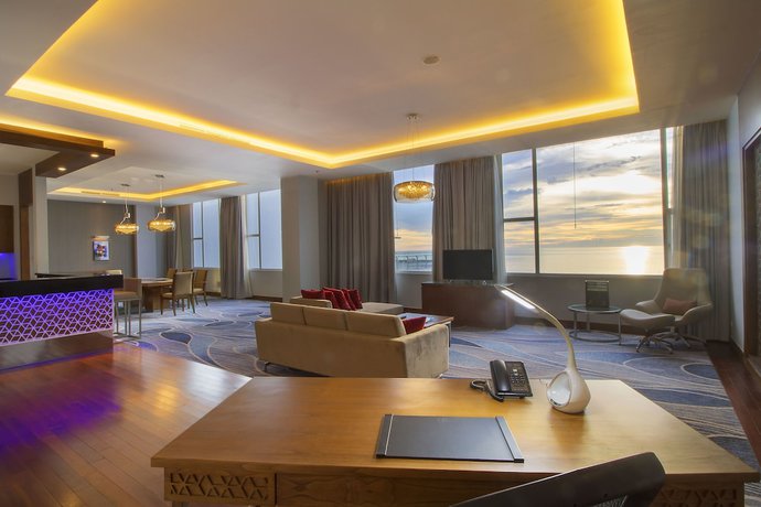 Imagen de la habitación del Hotel Four Points by Sheraton Manado. Foto 7