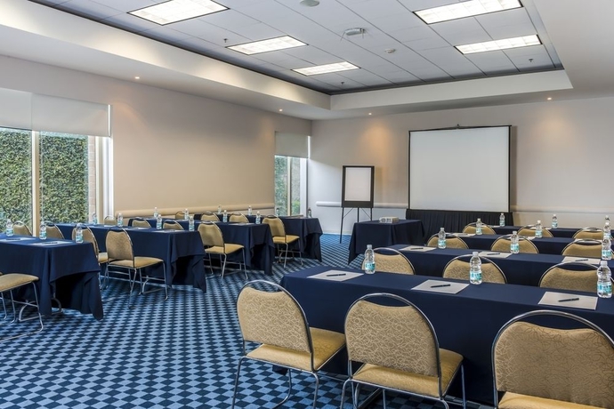 Imagen de los interiores del Hotel Four Points by Sheraton Monterrey Linda Vista. Foto 11