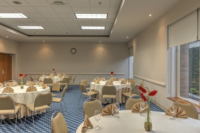 Imagen de los interiores del Hotel Four Points by Sheraton Monterrey Linda Vista. Foto 14