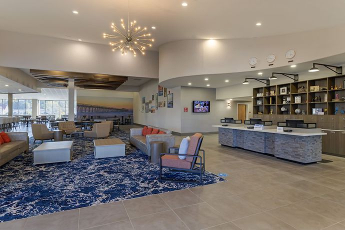 Imagen de los interiores del Hotel Four Points by Sheraton Myrtle Beach. Foto 18