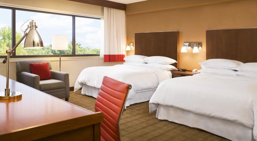 Imagen de la habitación del Hotel Four Points by Sheraton New York Downtown. Foto 6