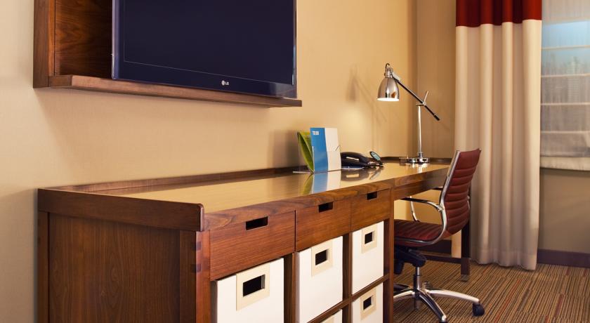 Imagen de la habitación del Hotel Four Points by Sheraton New York Downtown. Foto 8