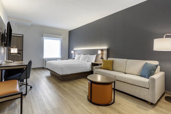 Imagen de la habitación del Hotel Four Points by Sheraton Newark Airport. Foto 2