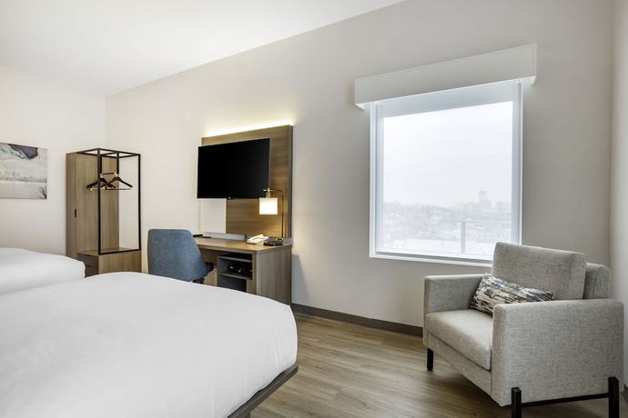Imagen de la habitación del Hotel Four Points by Sheraton Newark Airport. Foto 14