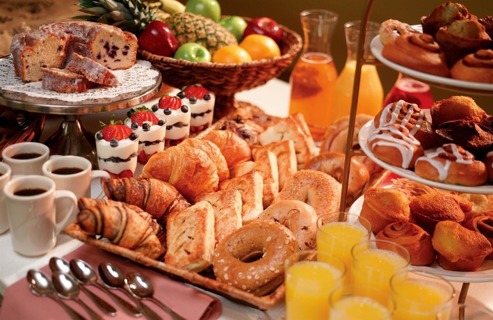 Imagen del bar/restaurante del Hotel Four Points by Sheraton Norwood. Foto 3