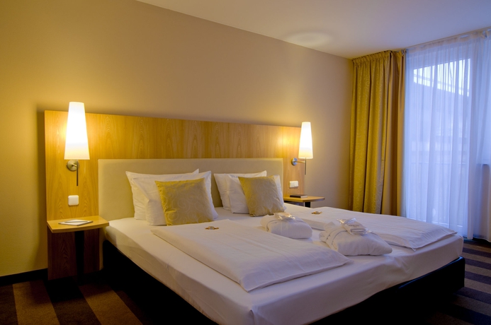 Imagen de la habitación del Hotel Four Points by Sheraton Offenbach Plaza. Foto 8