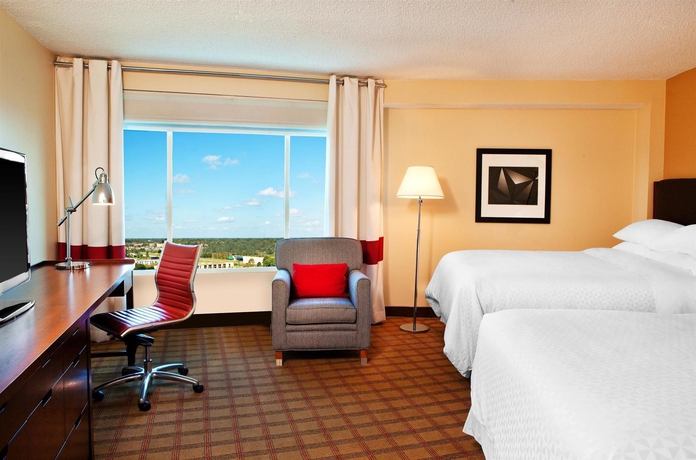 Imagen de la habitación del Hotel Four Points by Sheraton Orlando International Drive. Foto 9