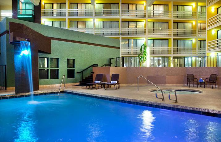 Imagen general del Hotel Four Points by Sheraton Phoenix North. Foto 10