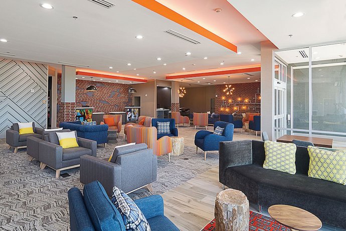 Imagen de los interiores del Hotel Four Points by Sheraton Plano. Foto 14