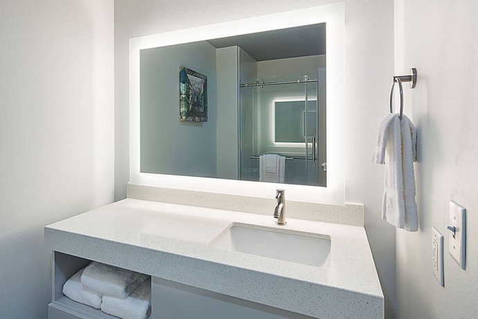 Imagen de la habitación del Hotel Four Points by Sheraton Plano. Foto 9