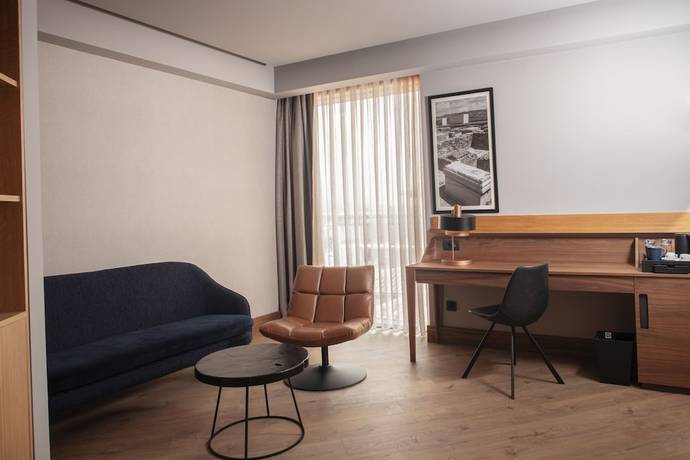 Imagen de la habitación del Hotel Four Points by Sheraton Prishtina City. Foto 3