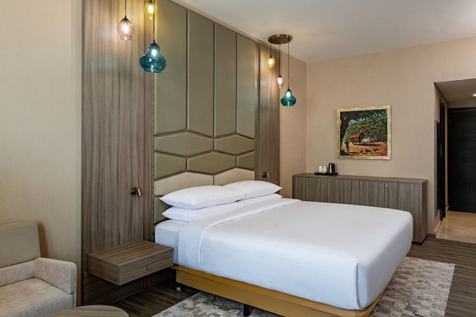 Imagen de la habitación del Hotel Four Points by Sheraton Production City, Dubai. Foto 16