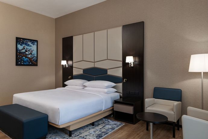 Imagen de la habitación del Hotel Four Points by Sheraton Production City, Dubai. Foto 20