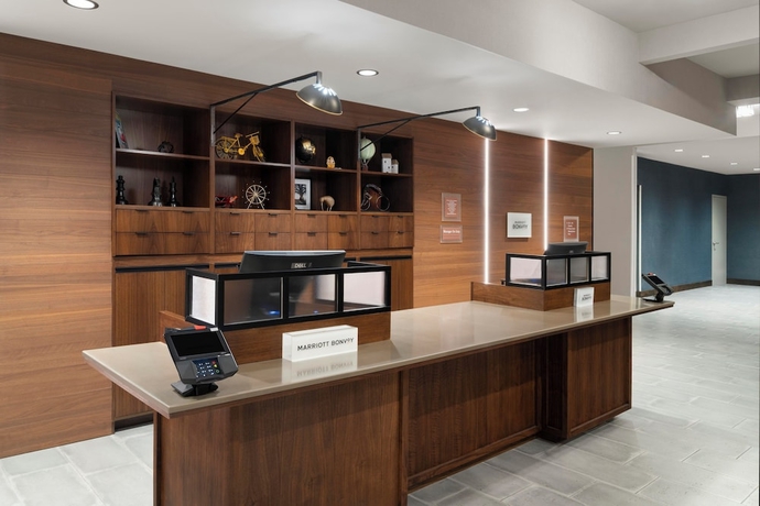 Imagen de los interiores del Hotel Four Points by Sheraton Rock Springs. Foto 13