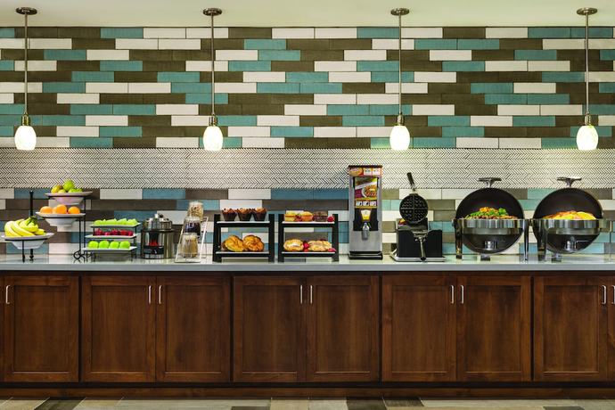 Imagen del bar/restaurante del Hotel Four Points by Sheraton Sacramento International Airport. Foto 4