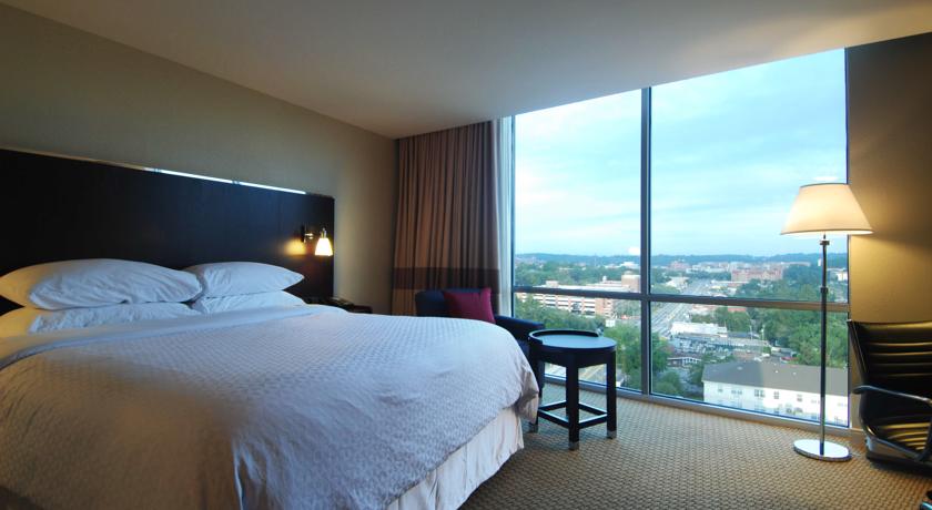 Imagen de la habitación del Hotel Four Points by Sheraton Tallahassee Downtown. Foto 5