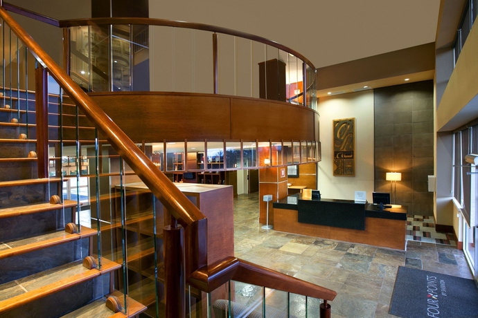 Imagen de los interiores del Hotel Four Points by Sheraton Victoria Gateway. Foto 10