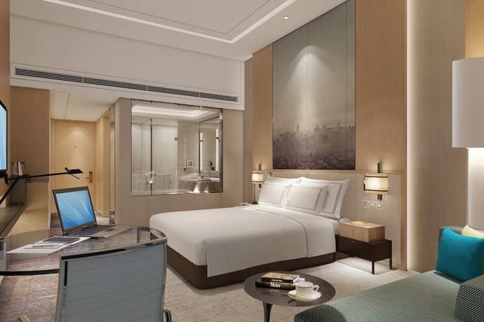 Imagen de la habitación del Hotel Four Points by Sheraton Wuhan, Jiangxia. Foto 6