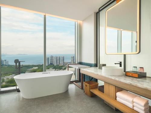 Imagen general del Hotel Four Points by Sheraton Yantai. Foto 8