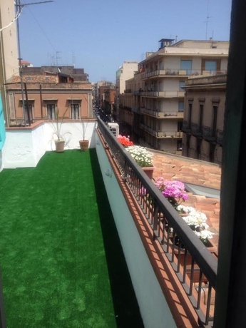 Imagen de los exteriores del Hotel Four Rooms. Foto 16