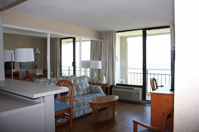 Imagen de la habitación del Hotel Four Sails Resort. Foto 7