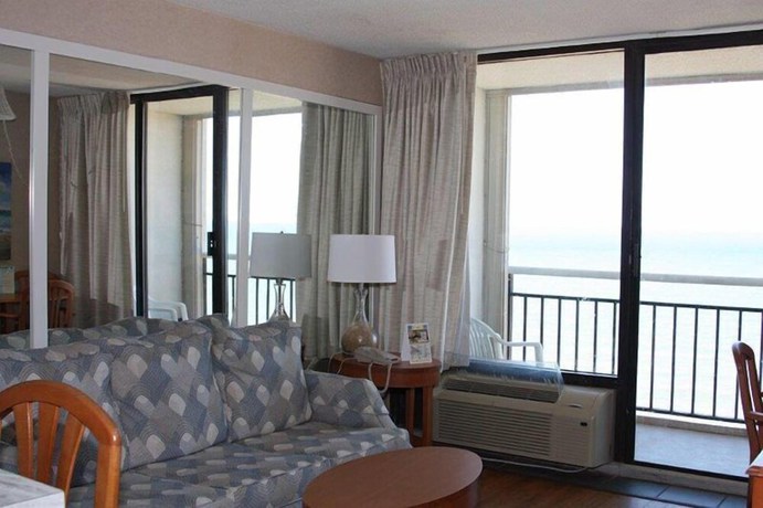 Imagen de la habitación del Hotel Four Sails Resort. Foto 11