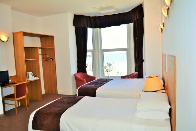 Imagen de la habitación del Hotel Four Saints Brig Y Don. Foto 8