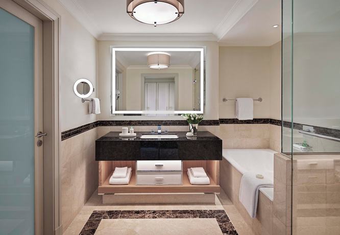 Imagen de la habitación del Hotel Four Seasons Amman. Foto 11