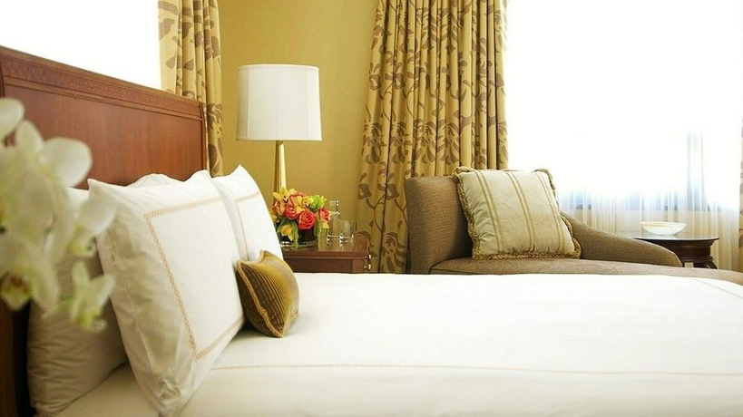 Imagen de la habitación del Hotel Four Seasons Atlanta. Foto 6