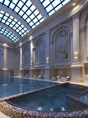 Imagen de la piscina del Hotel Four Seasons Baku. Foto 16
