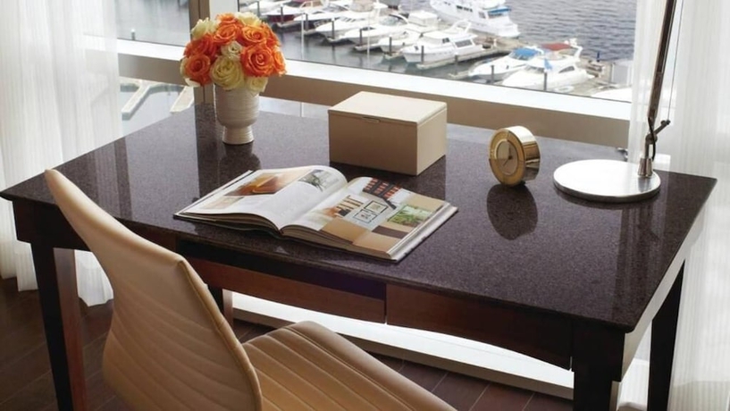Imagen de la habitación del Hotel Four Seasons Baltimore. Foto 3